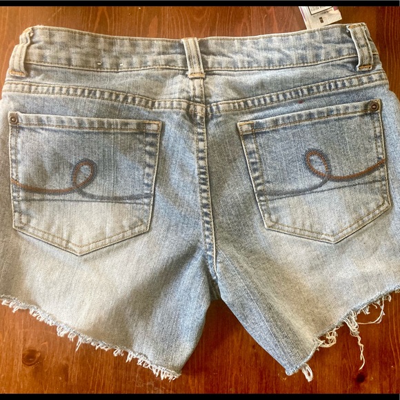 Distressed Brody Jean Shorts Light Wash sz 27 - Picture 2 of 4